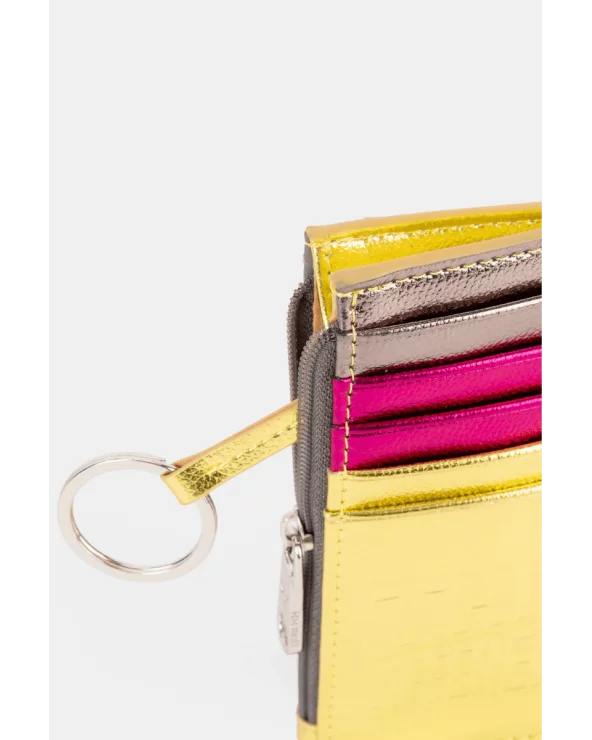 Cartera Metalizada Amarilla Pepe Moll detalle Esenziashopping Zaragoza