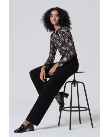 Pantalón Recto Negro Surkana total look Esenziashopping Zaragoza