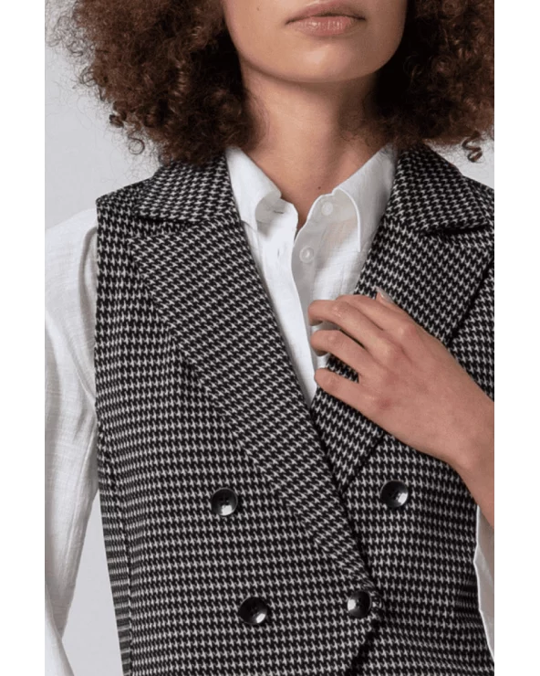 Chaleco Pata de Gallo Negro Surkana detalle Esenziashopping Zaragoza