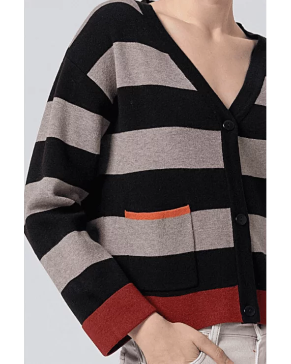 Chaqueta Rayas Contraste Negra Surkana detalle Esenziashopping Zaragoza