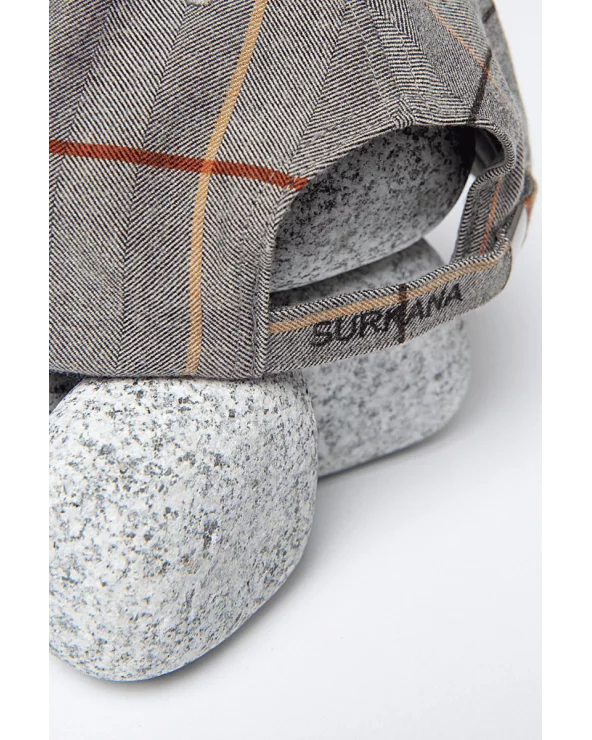 Gorra Baseball Cuadros Surkana detalle Esenziashopping Zaragoza