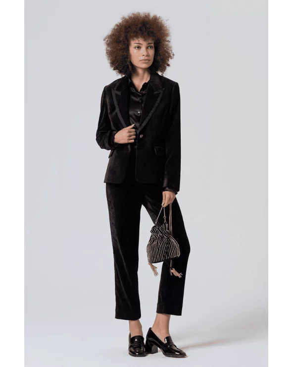 Chaqueta Americana Satinada Negra Surkana total look Esenziashopping Zaragoza