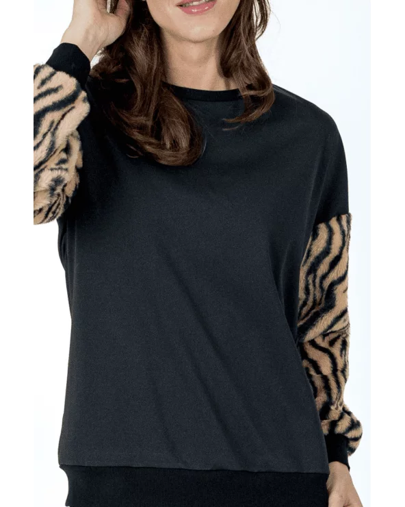 Camiseta Nuliaj Lylu Wear detalle Esenziashopping Zaragoza