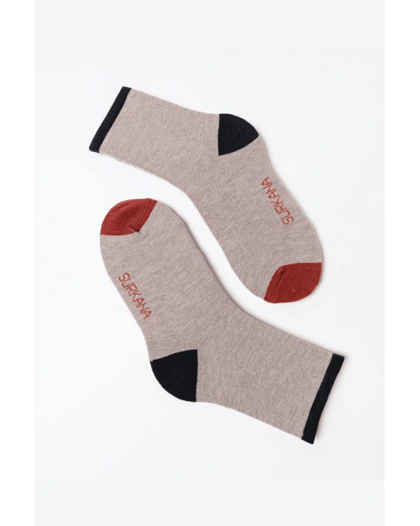 Calcetines Medios Jaquard Gris Surkana Esenziashopping