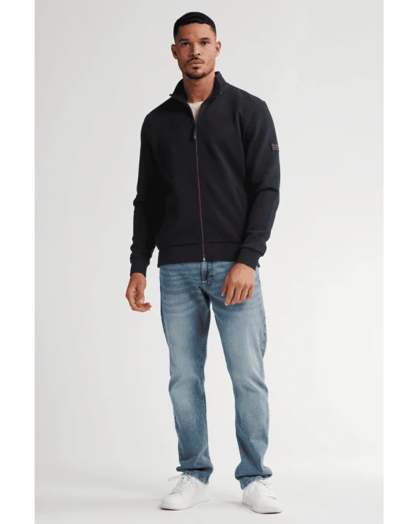 Chaqueta Negra Cremallera Petrol Industries total look Esenziashopping Zaragoza