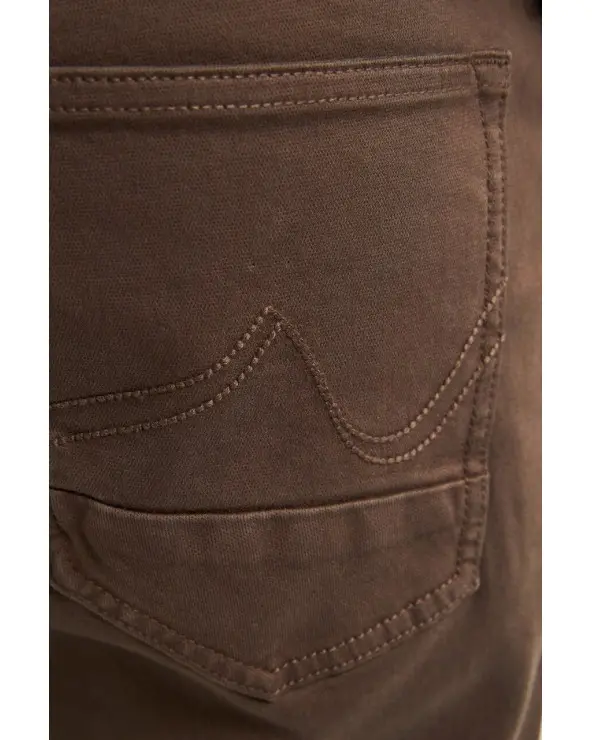 Pantalón Denim Marrón Petrol Industries detalle Esenziashopping Zaragoza