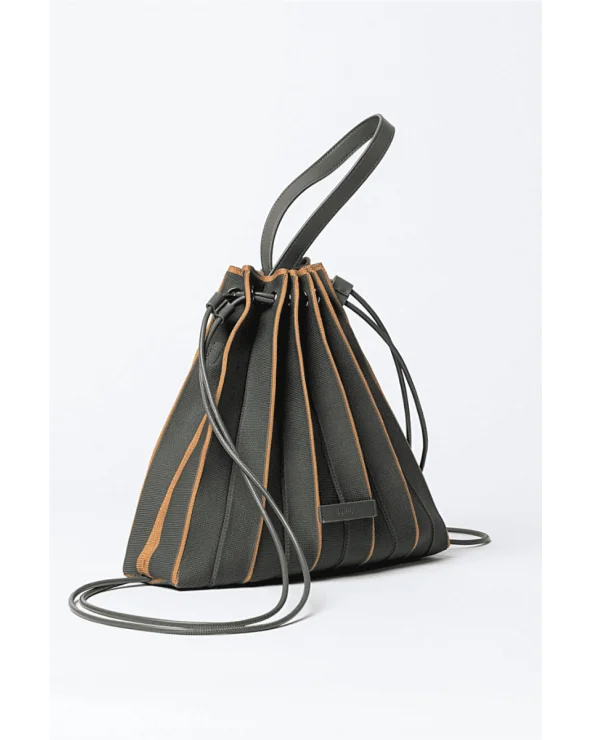 Bolso Mochila Punto Plisado Verde Surkana Esenziashopping Zaragoza