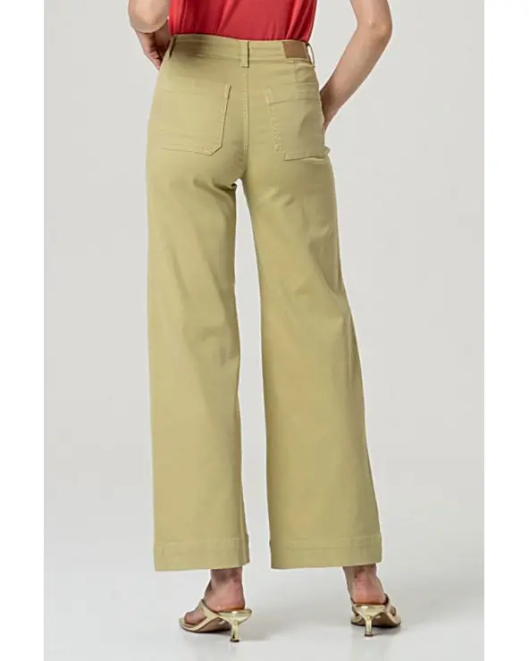 Pantalón Flared Bolsillos Cargo Oliva Claro Surkana espalda Esenziashopping Zaragoza