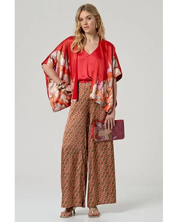 Chaqueta Kimono Estampado Floral Surkana total look Esenziashopping Zaragoza