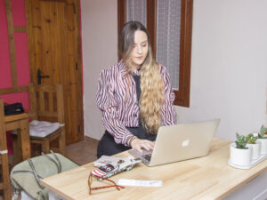 videollamada-panatoles.comodos.basicos-camisas.originales.teletrabajo