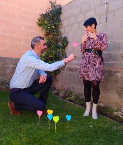 camisa-hombre-estampado-picapiedras-amor-vestido mujer-moda-online-amor