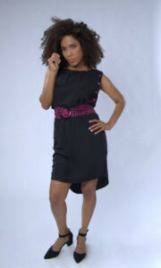 vestido-negro-asimetrico-moda-sostenible-esenzia-shopping